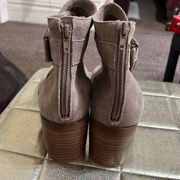 Sole Society heeled booties - Picture 2 of 13